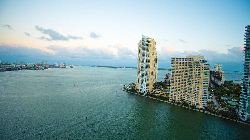 Bayfront Suites By Yourent Miami Exterior foto